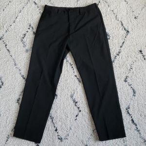 Uniqlo black EZY ankle length pants size medium